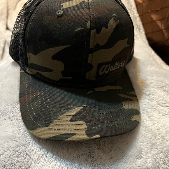 Hat - Picture 3 of 6